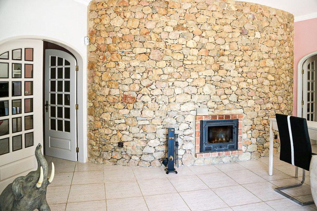 Detached villa on the outskirts of Quinta do Lago