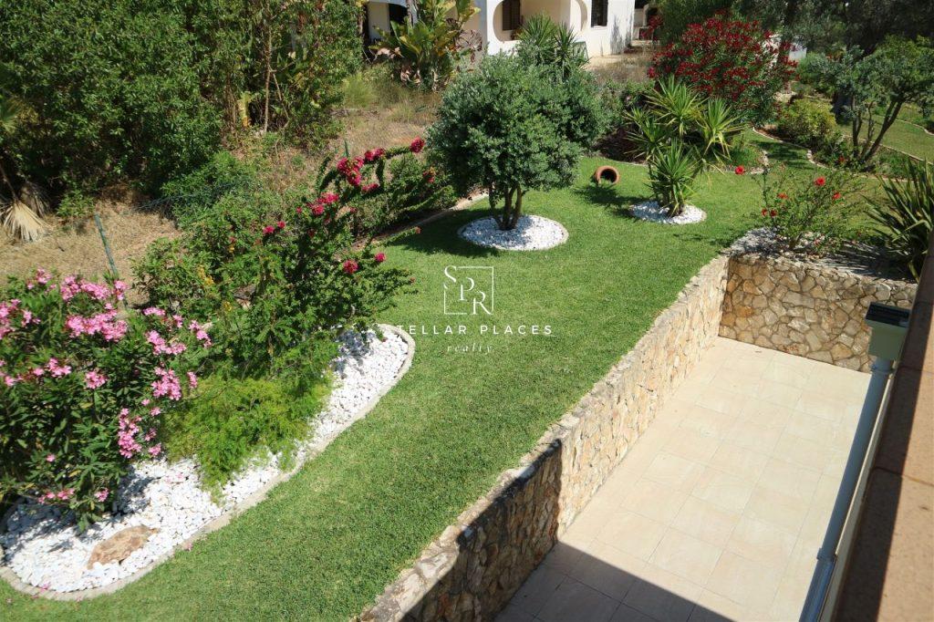 Detached villa on the outskirts of Quinta do Lago