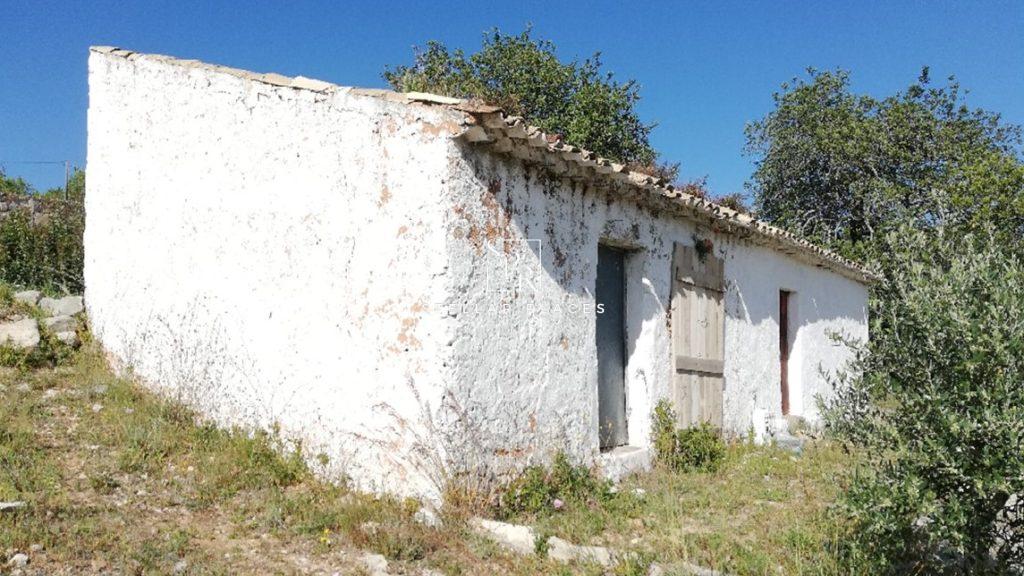 PLOT WITH PERMISSION FOR A LUXURY 4-BEDROOM VILLA WITH PANORAMIC OCEAN VIEWS IN LOULÉ