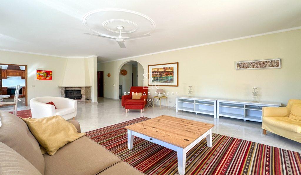 SINGLE STOREY 4 BEDROOM VILLA LOULE