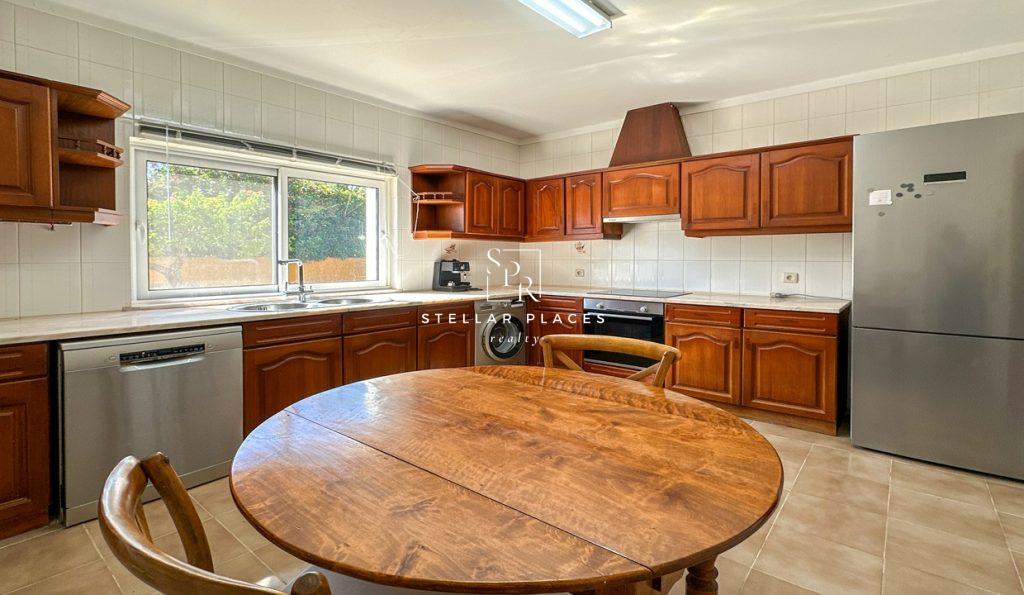 SINGLE STOREY 4 BEDROOM VILLA LOULE