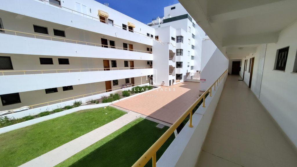 TWO BEDROOM APARTMENT QUARTEIRA